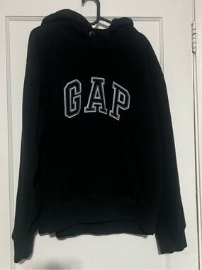 GAP Embroidered Logo Hoodie Y2K